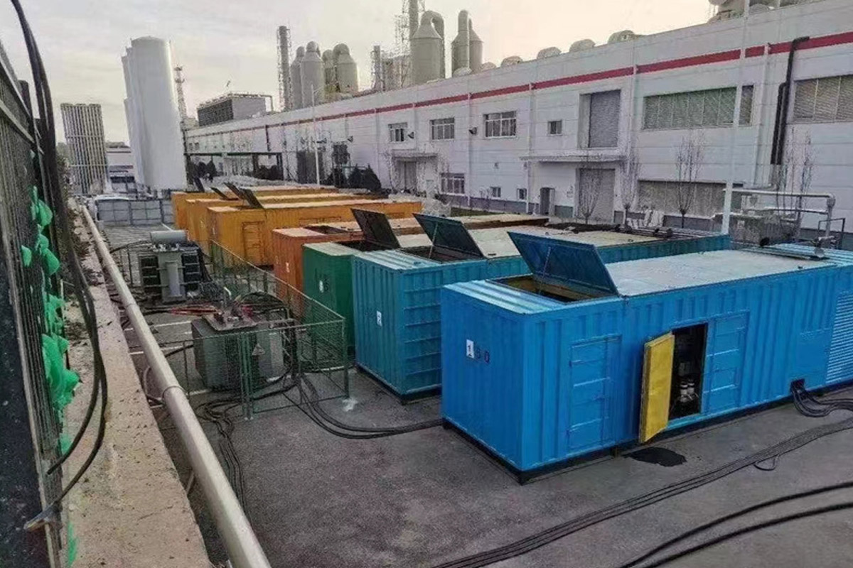 伊春发电机租赁施工现场
